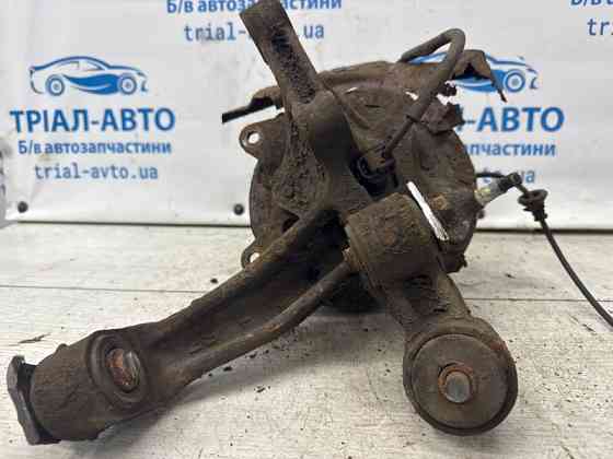 Цапфа задняя левая со ступицей Toyota Camry XV30 3.0 БЕНЗИН 1MZFE 2001 (б/у) Київ