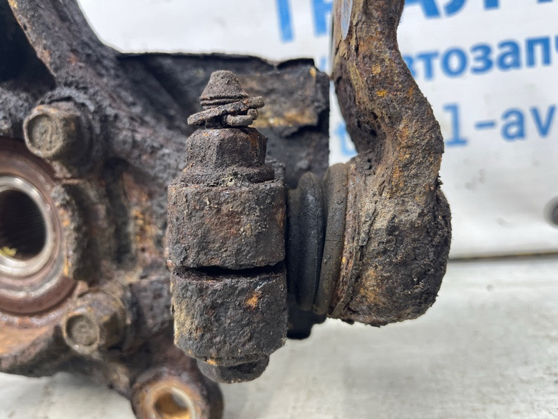 Кулак поворотный правый со ступицей Hyundai I30 GD 1.6 DIESEL D4FB 2011 (б/у) Киев - изображение 3