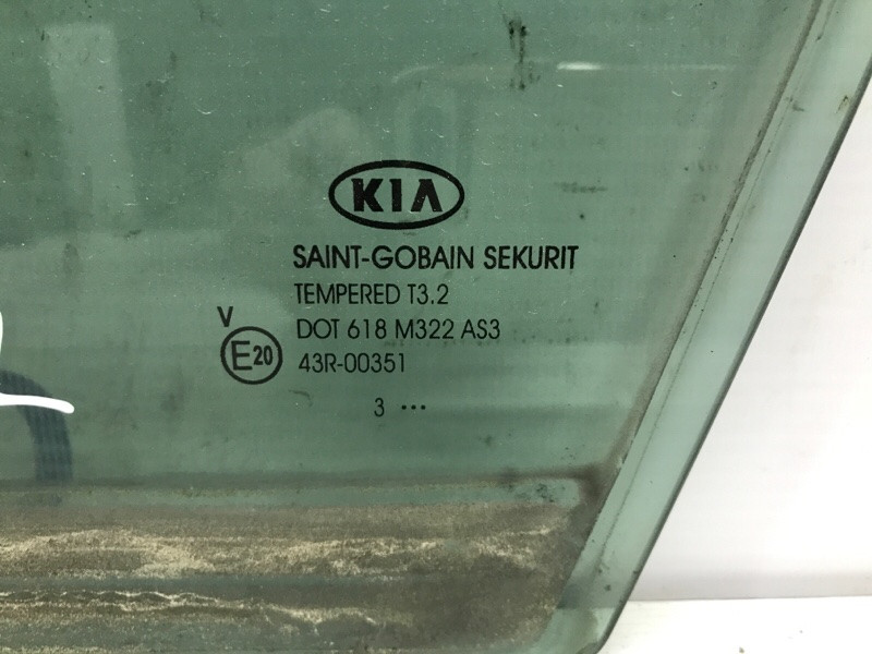 Стекло двери задней левой (форточка) Kia Sportage SL 2.0 DIESEL D4HA 2010 (б/у) Київ - зображення 2