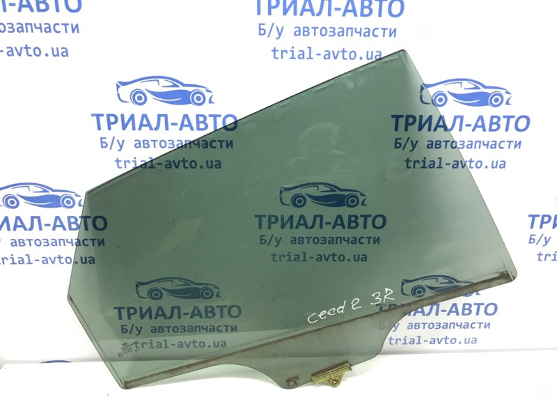 Стекло двери заднее правое Kia Ceed JD 1.6 DIESEL D4FB 2012 (б/у) Київ - зображення 1
