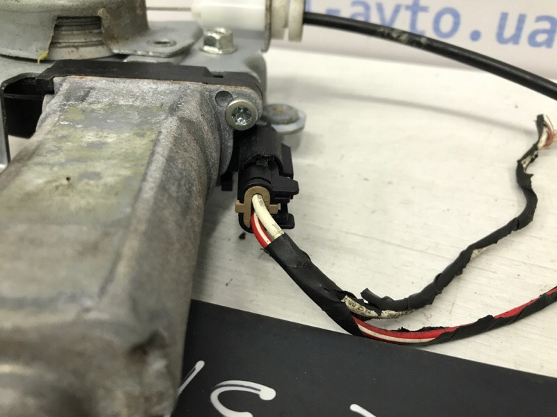 Стеклоподъемник задний правый SsangYong Kyron DJ 2.0 DIESEL D20DT 2005 (б/у) Київ - зображення 4