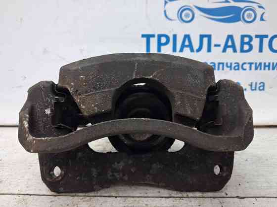 Суппорт передний правый Toyota Camry XV30 3.0 БЕНЗИН 1MZFE 2001 (б/у) Киев