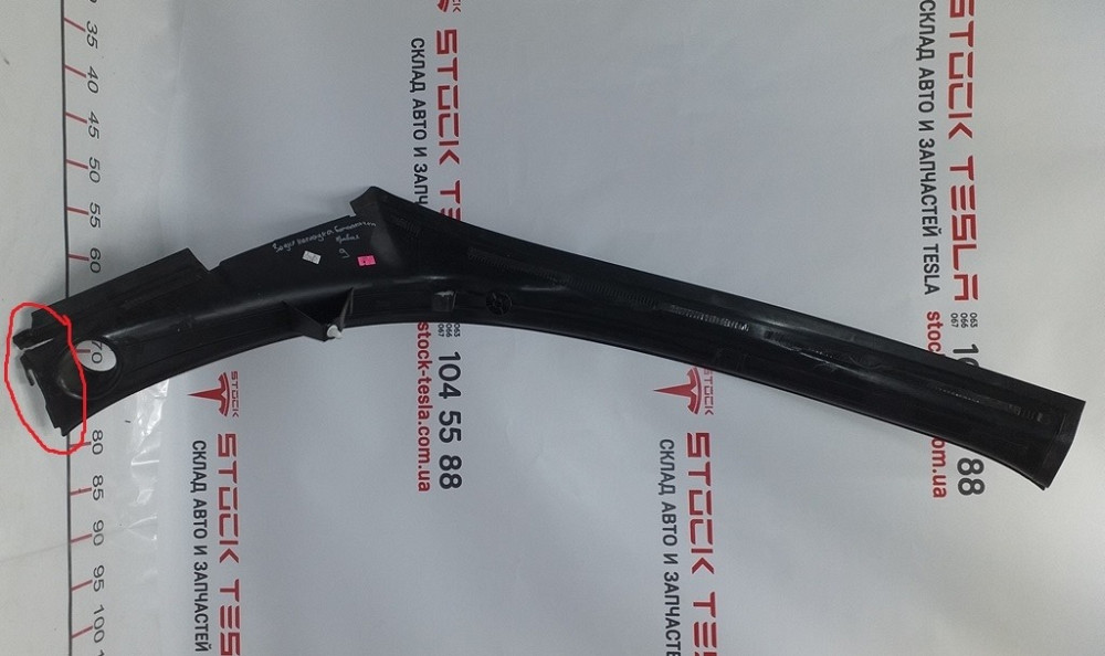 Облицовка проема багажника правая с повреждением Tesla model X 1047321-00-E Киев - изображение 2