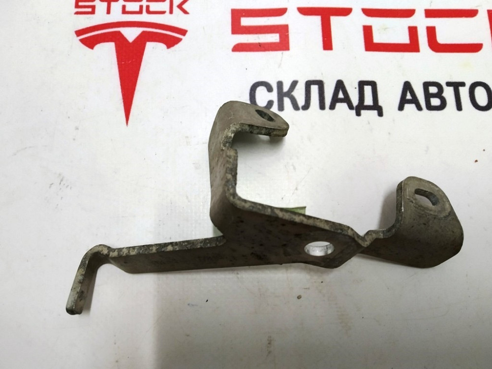 Кронштейн электропроводки стояночного тормоза левый Tesla model X, model S REST 1101850-00-B Киев - изображение 3