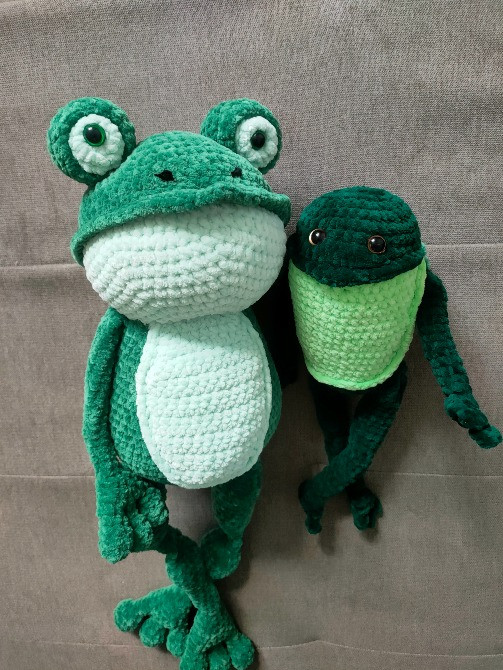 Жабка жабенятко зелена Іграшка вязана гачком ручна робота Нововолинськ - зображення 3