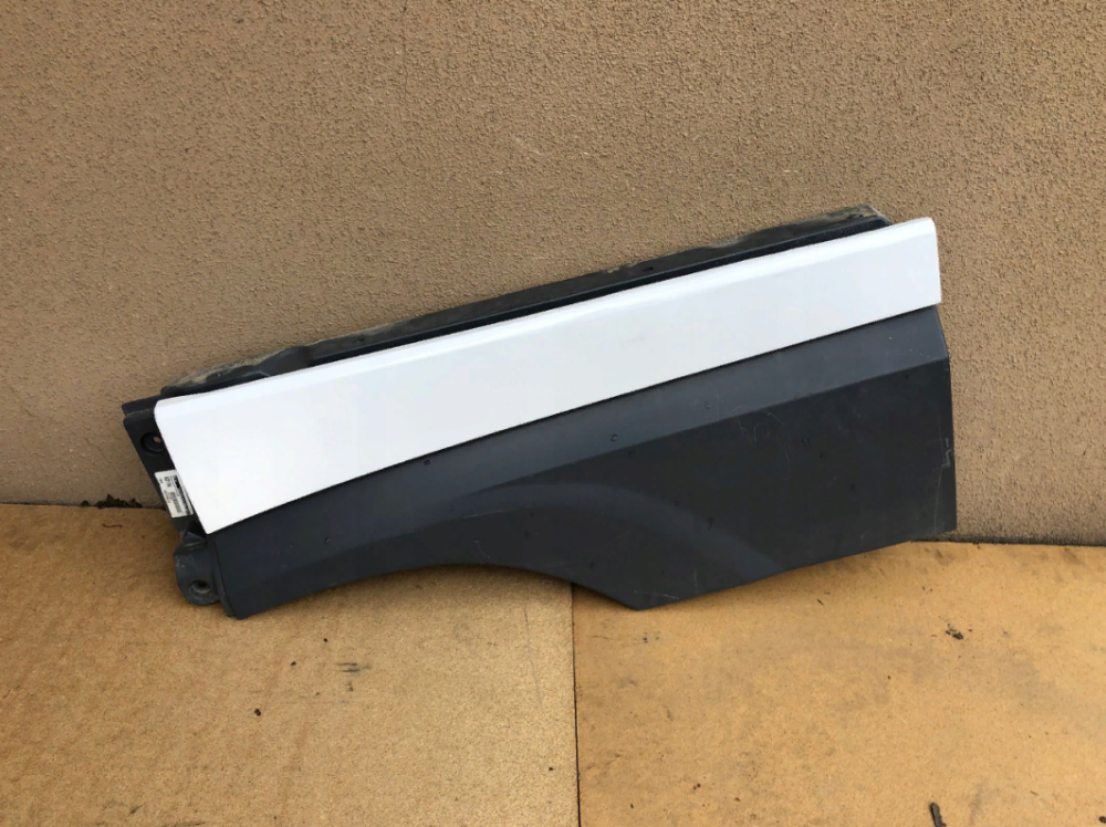 1843498 Крыло верхнее с накладкой левое DAF XF 106 Euro 6 1835031 Львов - изображение 1