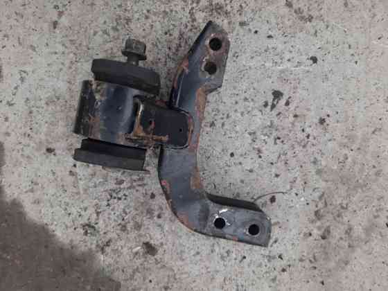 Подушка двигателя Mitsubishi Colt Lancer IV Разборка Дніпро
