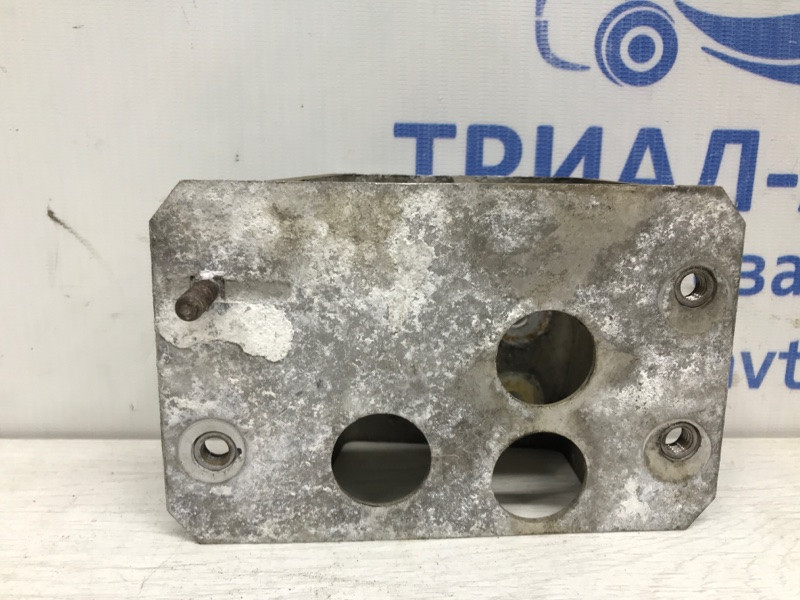 Кронштейн усилителя заднего бампера Toyota RAV 4 A30 2.2 DIESEL 2ADFTV 2005 лев. (б/у) Київ - зображення 3