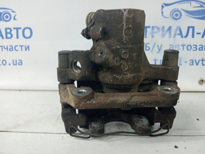 Суппорт задний правый Ford Kuga CBS 2.0 DIESEL 2011 (б/у) Київ - зображення 3