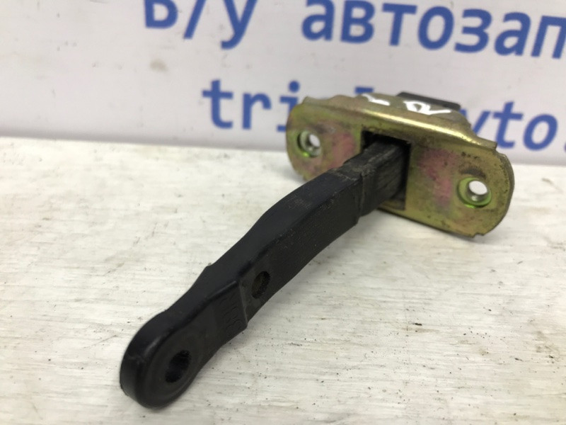 Ограничитель двери передний правый Mitsubishi Pajero Sport K9 2.5 DIESEL 4D56 1996 (б/у) Киев - изображение 3