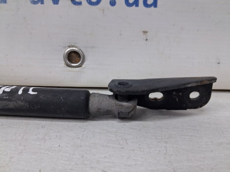 Амортизатор крышки багажника Toyota Auris E150 1.6 БЕНЗИН 1ZRFAE 2006 (б/у) Київ - зображення 2