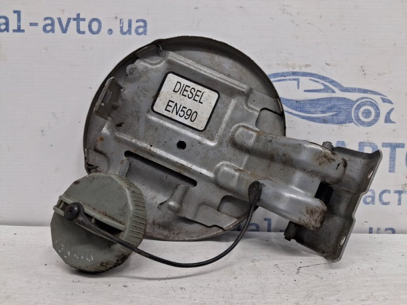 Лючок бака Mitsubishi L200 KB 2.5 DIESEL 4D56 2006 (б/у) Київ - зображення 2