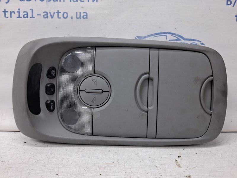 Плафон передний Kia Sorento BL 2.5 DIESEL D4CB 2002 (б/у) Киев - изображение 1