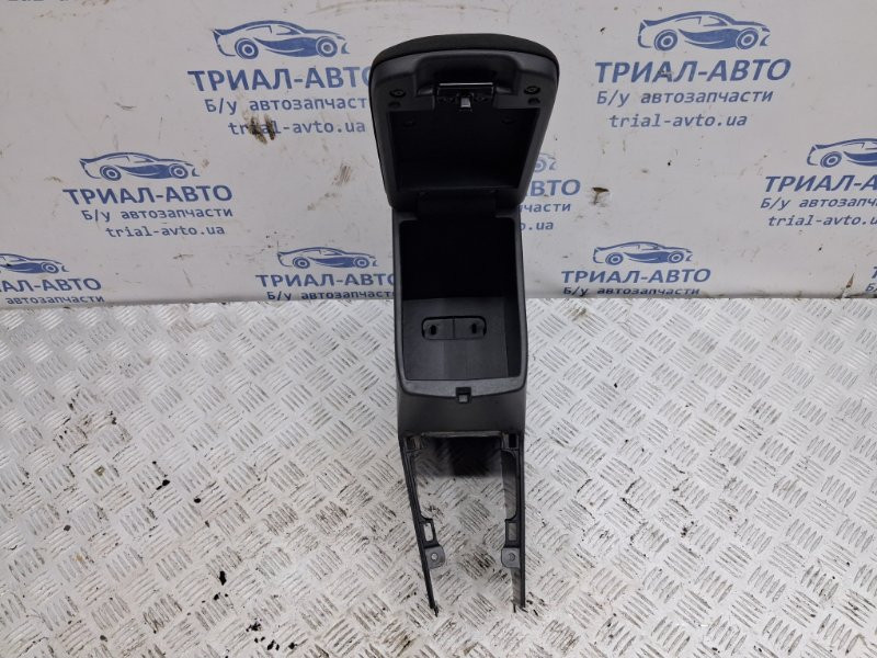 Подлокотник Toyota Auris E150 1.6 БЕНЗИН 1ZRFAE 2006 (б/у) Київ - зображення 3