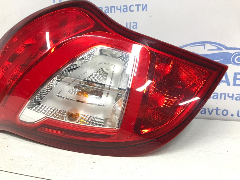 Фонарь задний внешний левый SsangYong Korando C200 2.0 DIESEL 2010 (б/у) Київ - зображення 3