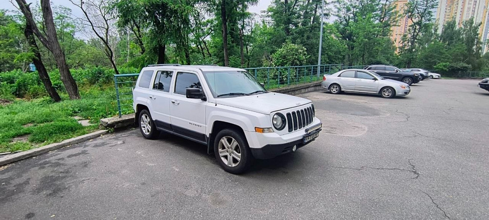 Jeep Patriot Sport 2.4 Газ/Бенз 4x4 | НАДІЙНИЙ АВТОМАТ | Пробіг 39 тис. миль! Київ - зображення 8