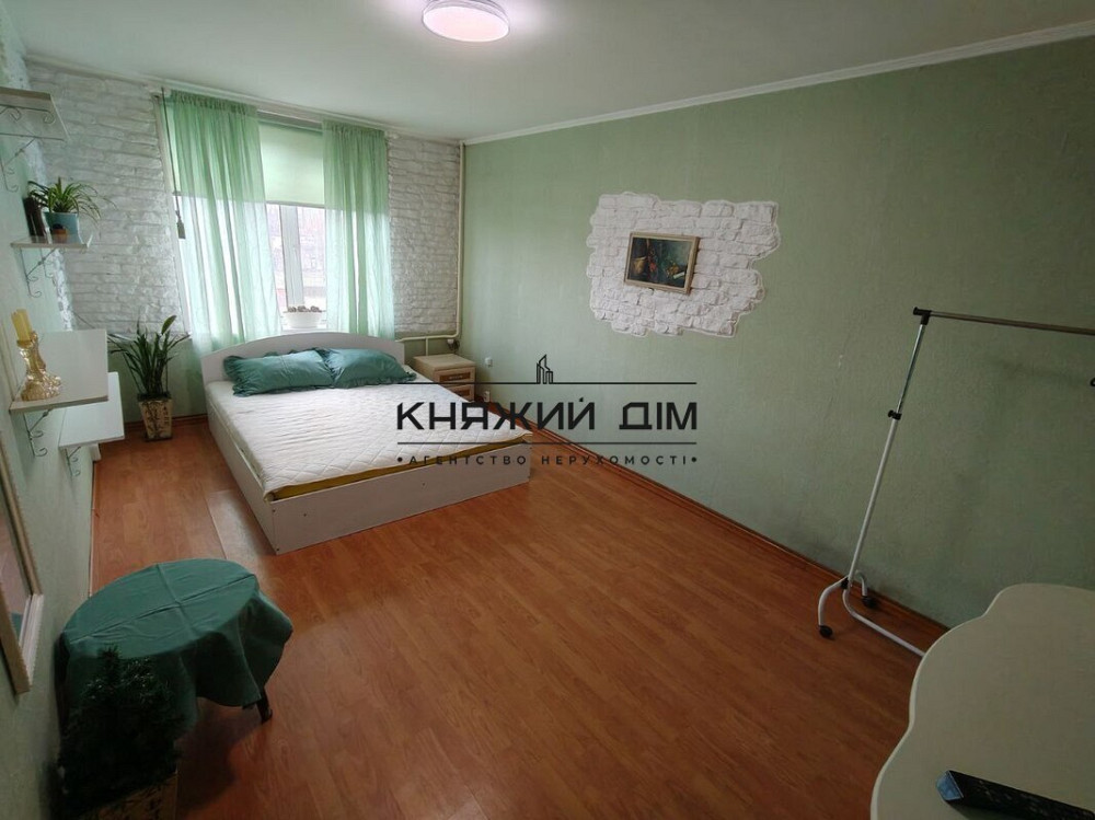 Оренда 2-х. кімнатна роздільна на Березняках. Код об'єкту : 11114394. Київ - зображення 1