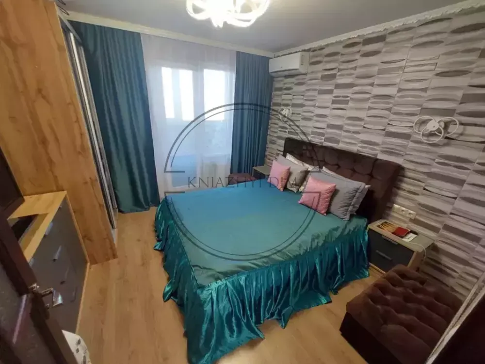 Продаж 3-кімнатної квартири в ЖК Амурський , метро Васильківська № 21146418 Київ - зображення 1