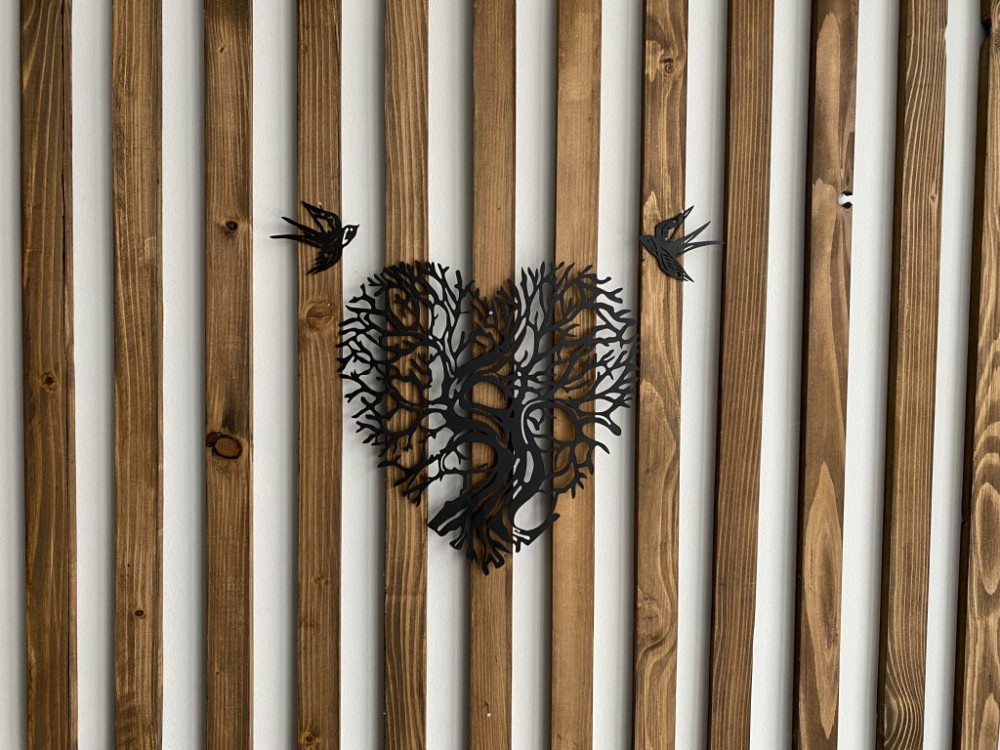 Настенный декор панно картина лофт из металла Сердце с ластовицами Киев - изображение 3