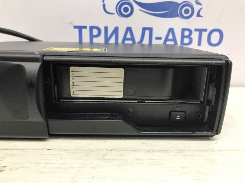 Чейнджер CD Toyota Camry XV30 2.4 БЕНЗИН 2AZFE 2001 (б/у) Киев - изображение 2