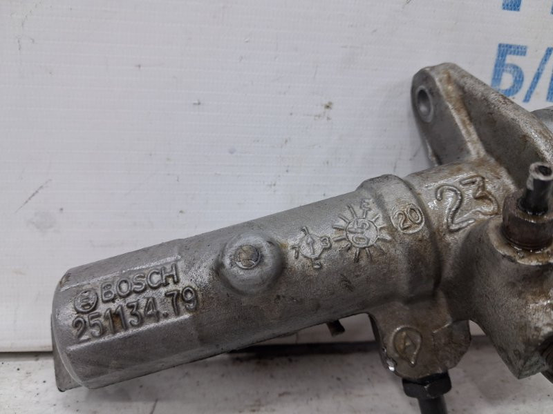 Тормозной цилиндр главный Toyota Avensis T25 2.2 DIESEL 2ADFTV 2002 (б/у) Киев - изображение 4