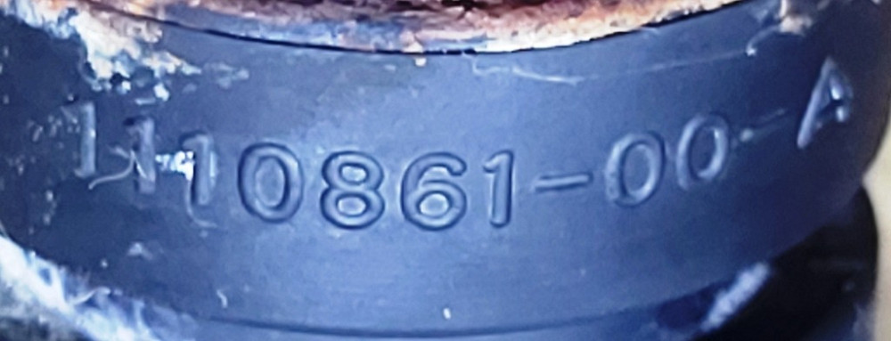 Подушка крепления расширительного бачка охлаждающей жидкости 20 mm Tesla model 3 1110861-00-A Київ - зображення 6