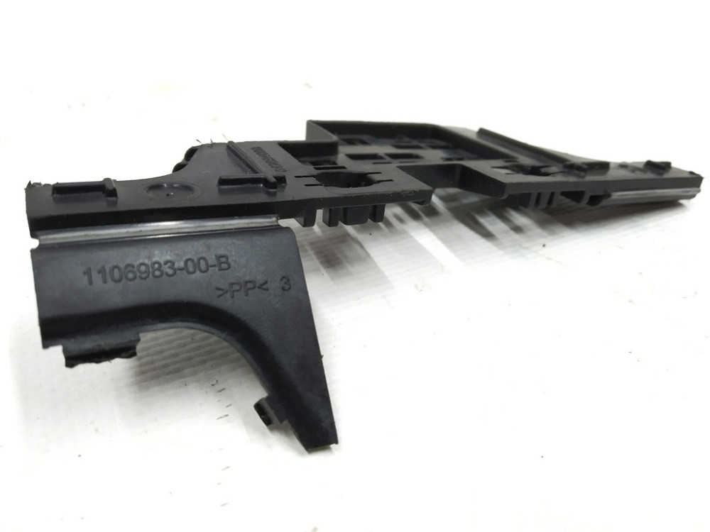 Крепление проводки замка ремня безопасности 2-го ряда сидений левый Tesla model 3 1085939-01-E Київ - зображення 3