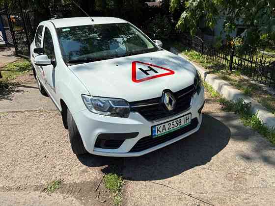 Автомобіль спеціалізований легковий седан учбовий Київ