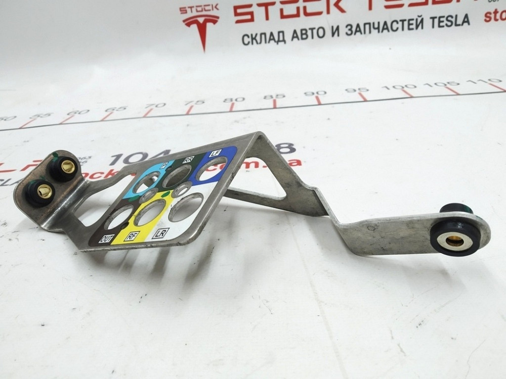 2Кронштейн блока клапанов (соленоид) Tesla model S 6006407-00-A Киев - изображение 3