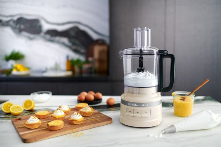 Кухонный комбайн KitchenAid 5KFP0921EAС 250 Вт кремовый Київ - зображення 6
