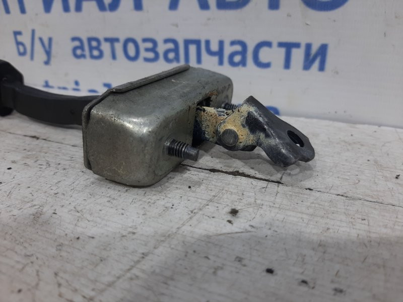 Ограничитель двери задний левый Toyota Avensis T27 1.8 БЕНЗИН 2ZRFAE 2009 (б/у) Київ - зображення 2