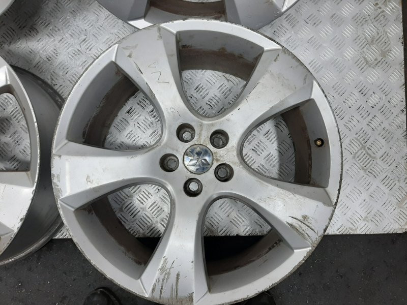 Диски титан комплект R20 Mitsubishi Outlander XL 2.4 БЕНЗИН 4B12 2007 (б/у) Київ - зображення 2