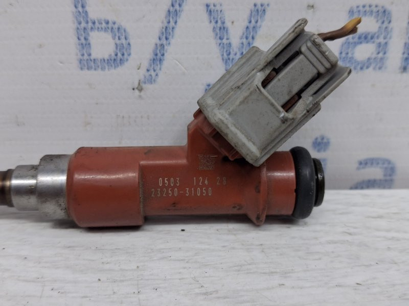 Форсунка топливная Lexus RX 350 XU30 3.5 БЕНЗИН 2GRFE 2003 (б/у) Київ - зображення 3