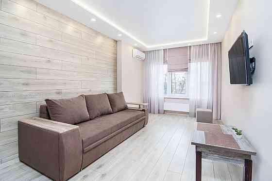 долгосрочная аренда 2-к квартира Киев, Печерский, 1250 $/мес. Киев