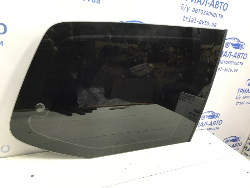 Стекло в кузов заднее правое Toyota Prado J120 3.0 DIESEL 1KDFTV 2002 (б/у) Київ - зображення 3