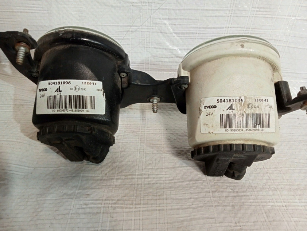 504181096 Фара противотуманная правая Iveco Stralis Львів - зображення 3