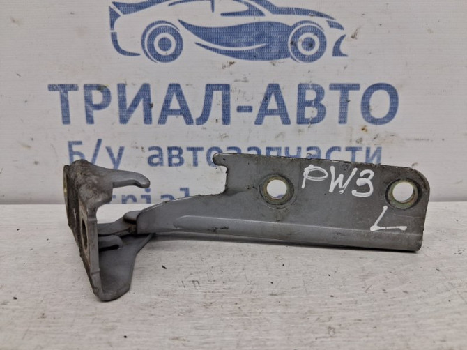 Петля капота левая Mitsubishi Pajero Wagon 3 3.2 ДИЗЕЛЬ 4M41 1999 (б/у) Київ - зображення 2