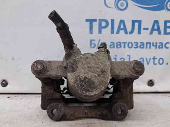 Суппорт задний правый Toyota Avensis T25 2.2 DIESEL 2ADFTV 2002 (б/у) Киев