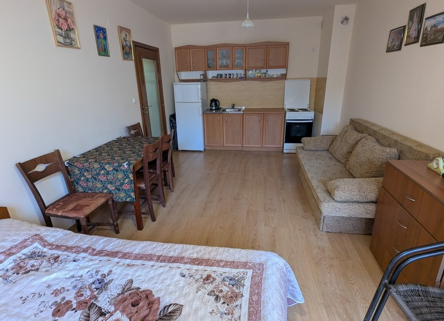 Однокомнатная квартира в комфортабельном комплексе в 200 м от моря в г.Бяла (Варненская обл.) ( Одеса - зображення 4