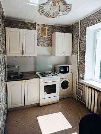 Продам. 2-к.кв. 4/9, пр.Богдана Хмельницького 26 Дніпро