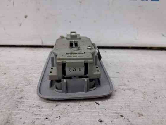 Плафон Mitsubishi Pajero Wagon 3 3.2 ДИЗЕЛЬ 4M41 1999 (б/у) Киев