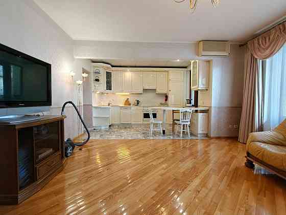 долгосрочная аренда 3-к квартира Киев, Печерский, 25000 грн./мес. Київ