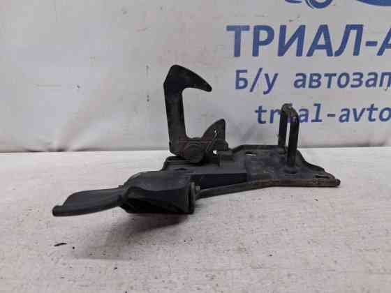 Крюк капота Skoda Fabia 2007-2014 5J0823480B (Арт. 78147) Київ