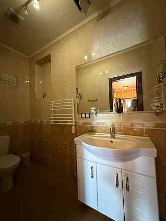 Продається будинок: 264,5 м², 8 соток, 5 кімнат, SPA 60 м², гараж, газ Ивано-Франковск