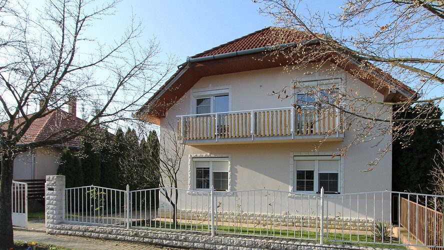 Дом возле о. Хевиз, Венгрия Київ - зображення 1