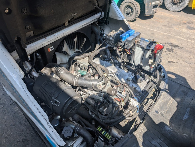 Газ-бензиновий навантажувач TCM (Nissan), напрацювання 5782 мотогодин. Модель: FGE15T5 Київ - зображення 8