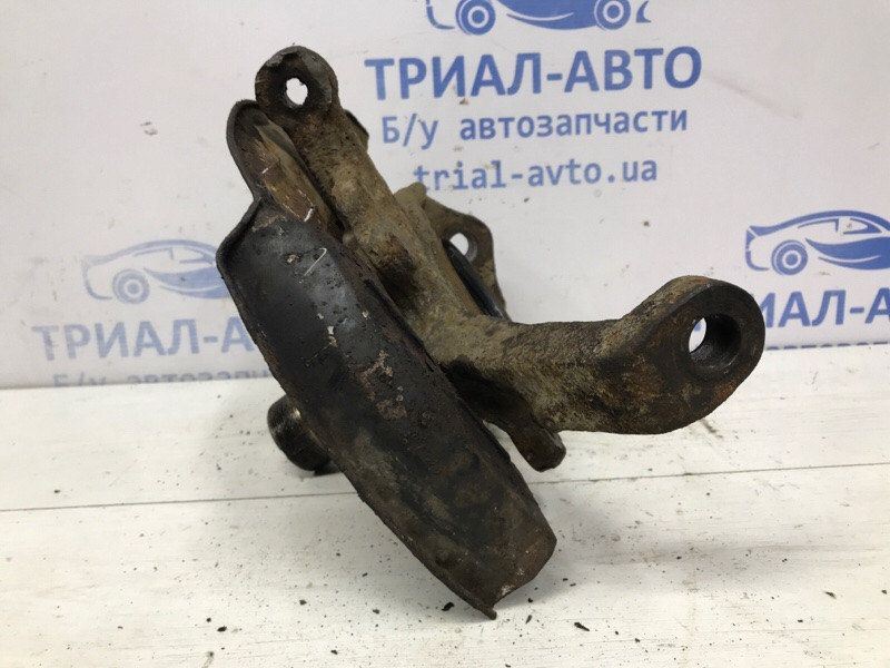 Кулак поворотный левый без ступицы Mitsubishi Pajero Sport K9 2.5 DIESEL 4D56 1996 (б/у) Київ - зображення 4