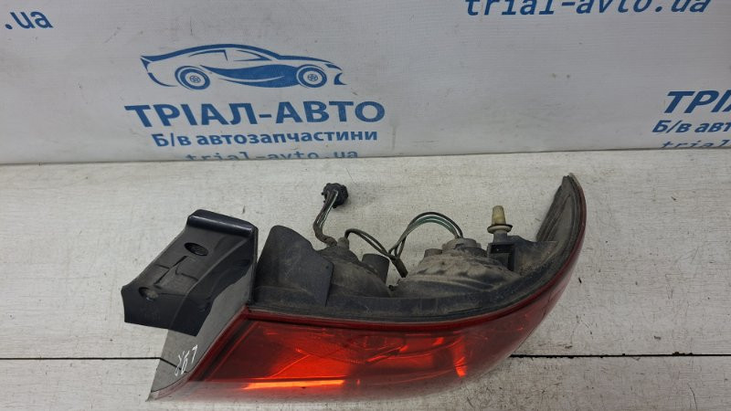 Фонарь задний внешний правый Mitsubishi Lancer 9 1.6 БЕНЗИН 4G18 2003 (б/у) Киев - изображение 3