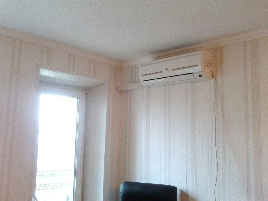 Поклейка шпалер Борщагівка Святошин Виноградар Киев - изображение 1