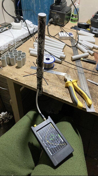 Антенна 1150-1250 МГц 6 дБ 50 Вт круговая DN111206K, SMA-male разъем, черно-белый пиксель Дніпро - зображення 4